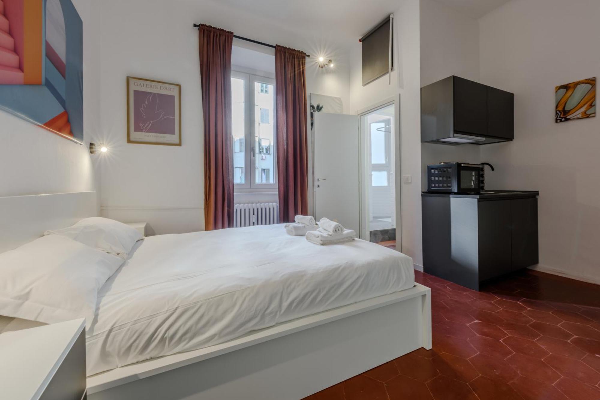 New And Functional Apartments Near The Metro Mailand Exterior foto