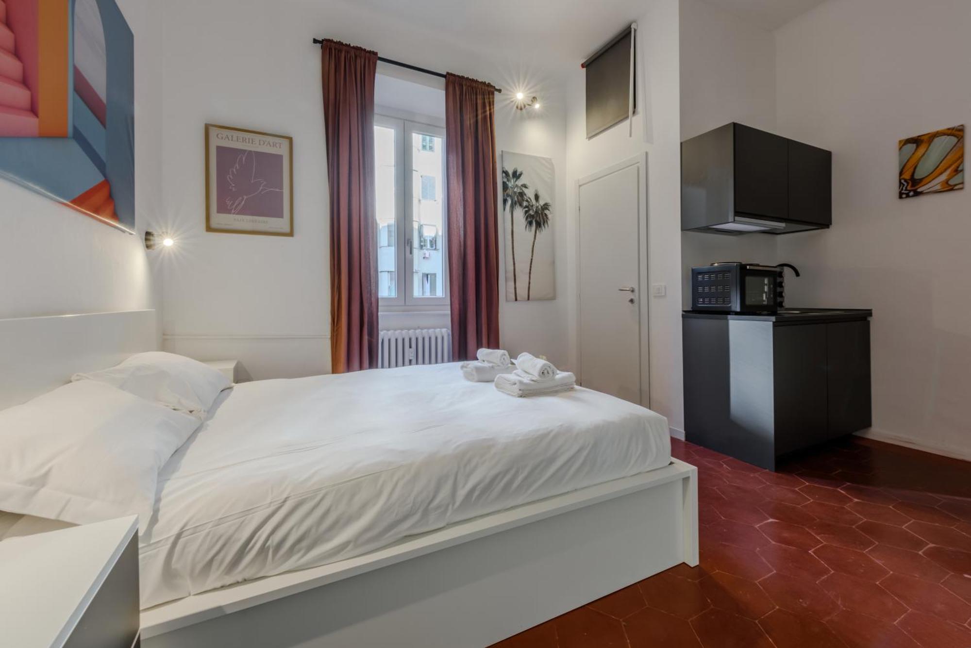 New And Functional Apartments Near The Metro Mailand Exterior foto