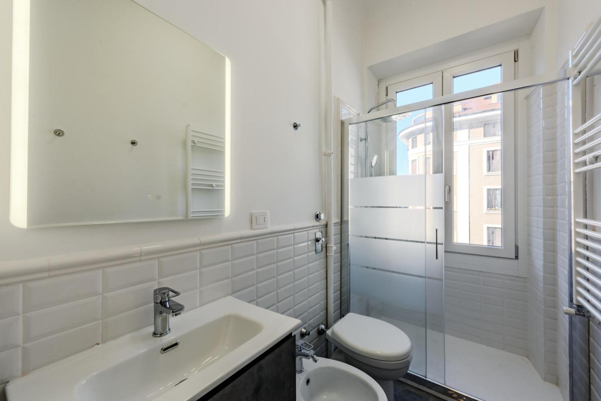 New And Functional Apartments Near The Metro Mailand Exterior foto